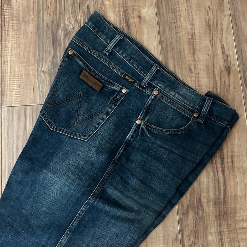 Starched Wrangler Retro Men's Indigo Slim Straight Jeans • Size: 36x34 - Picture 4 of 7